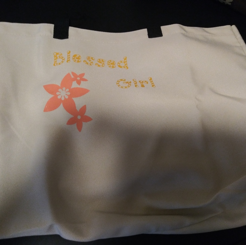 Totes - Picture 5 of 5